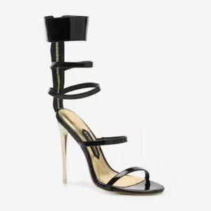 Jessica Rich Goddess Sandal in Black Patent Leather and Gold Heel, Size 37 6.5